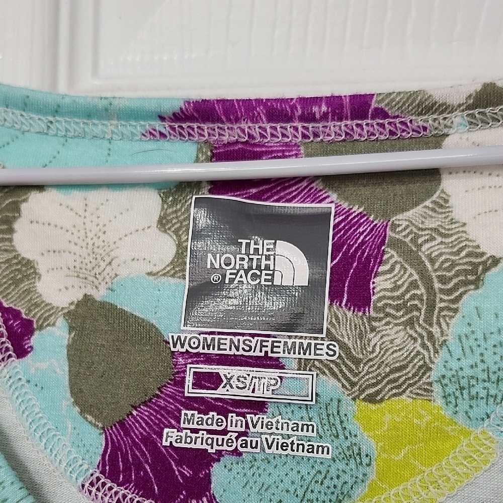 The North Face Purple Pink Fitted Short Sleeve Tee - Picture 2 of 3